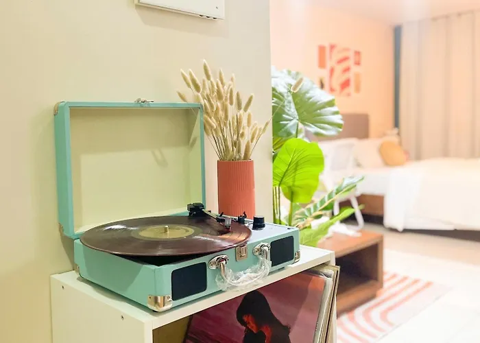 Bgc Stay: Prime Acrossgrand Hyatt #oursw32p * Manila